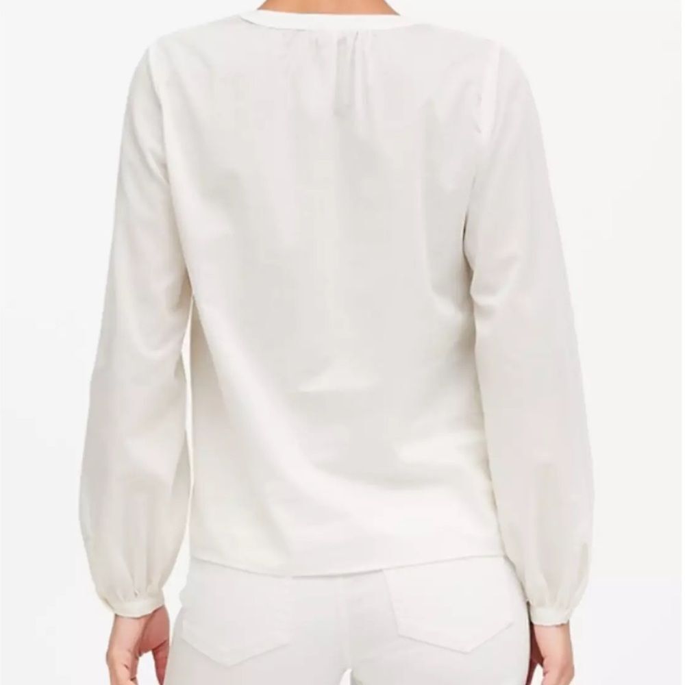 Banana Republic Ivory V-Neck Blouse - Picture 2 of 6
